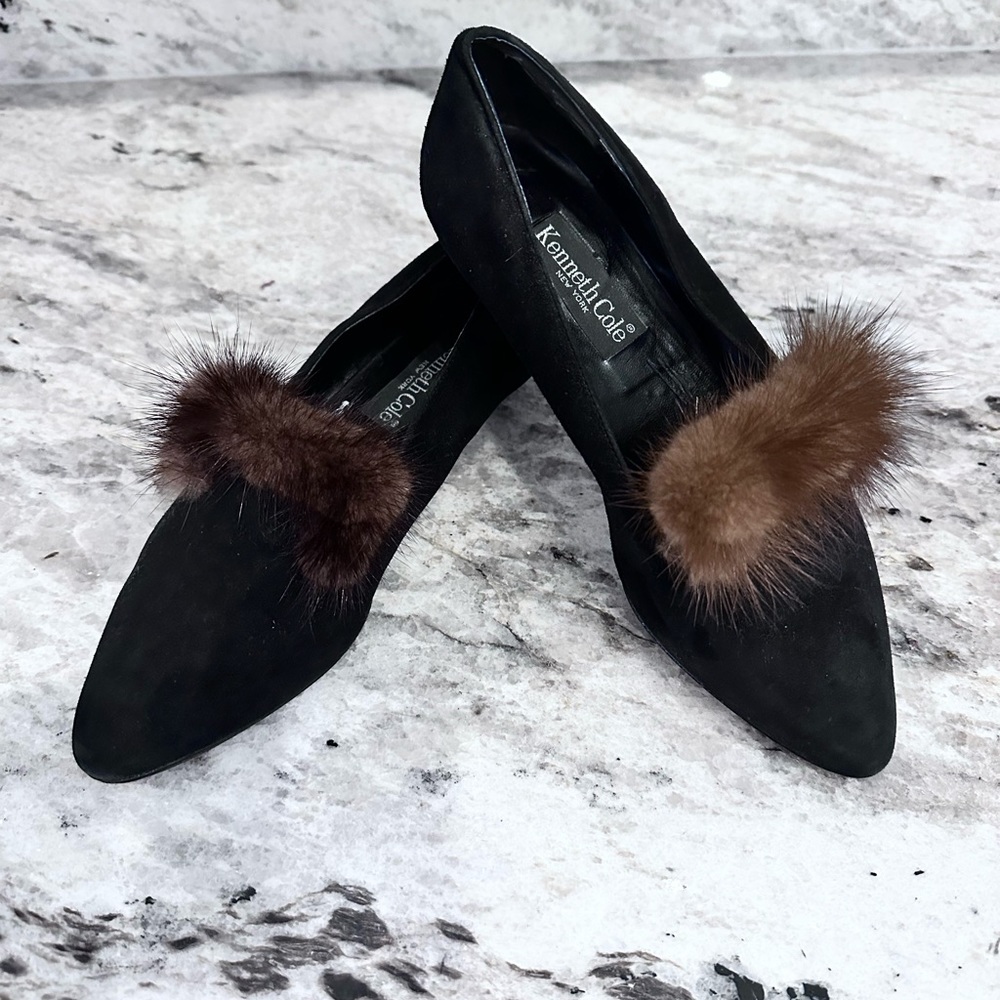 Kenneth Cole vintage fur strapped velvet flats size 37/6.5